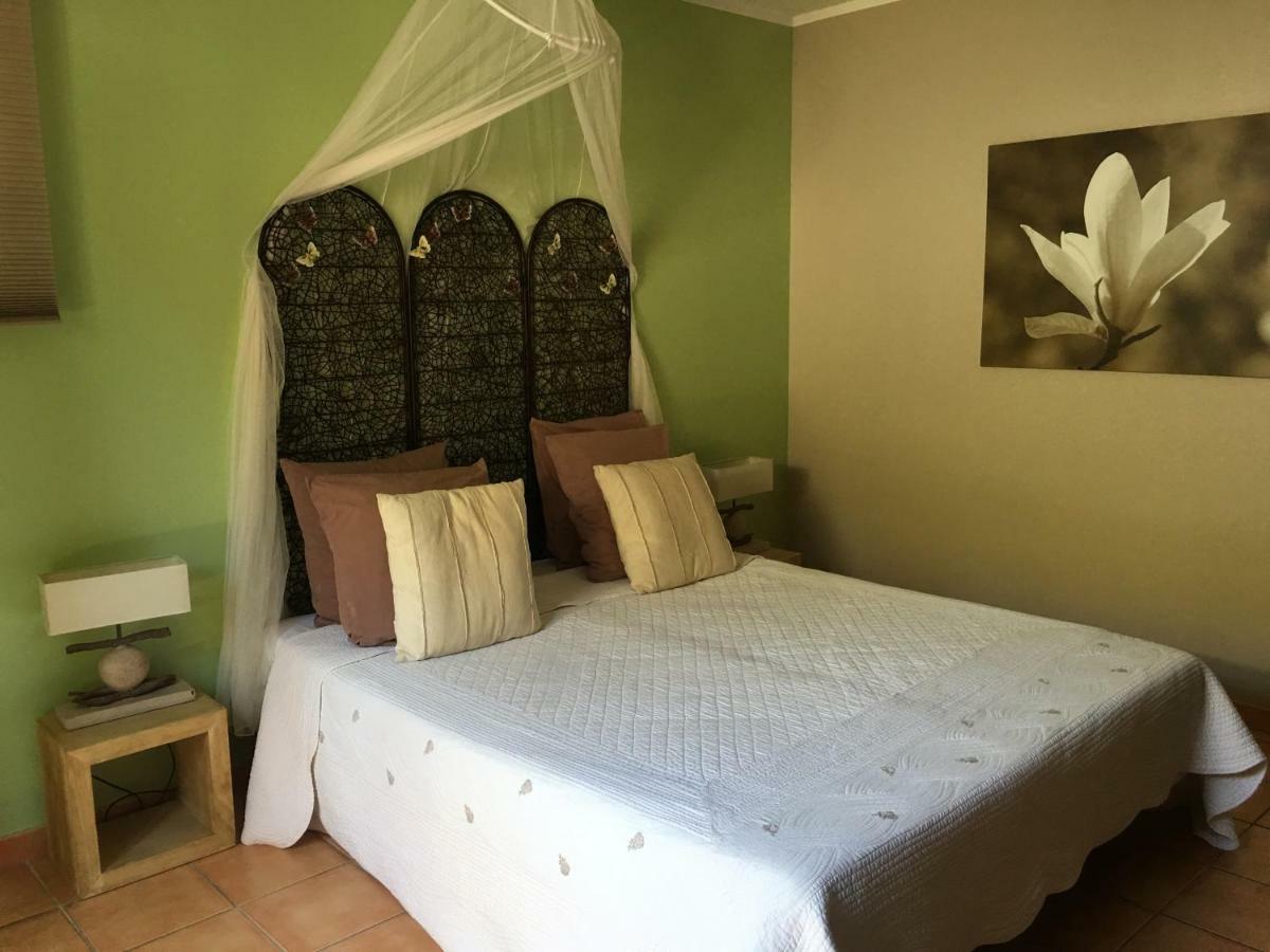 Villa Josephine Lorgues Luaran gambar